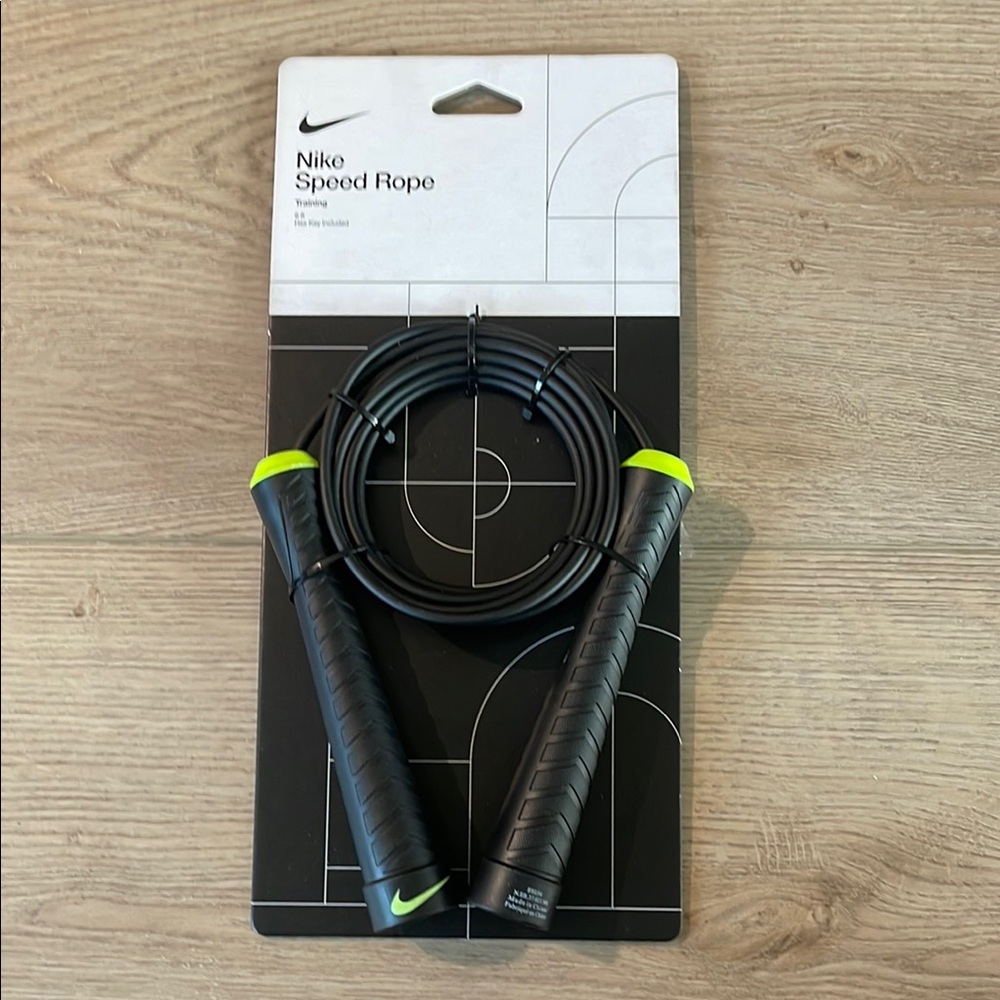 ❤️NEW!!!❤️ Nike Black and Neon Yellow Training Speed Rope